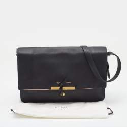 Pre Owned Celine Black Leather Clasp Flap Shoulder Bag