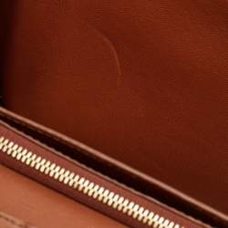 مملوكة مسبقًا Celine Brown Glossy Crocodile Medium Classic Box Shoulder Bag