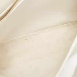 مملوك�ة مسبقًا Celine White Leather Flap Bum Waist Bag