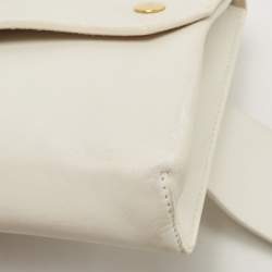 مملوكة مسبقًا Celine White Leather Flap Bum Waist Bag
