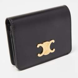 مملوكة مسبقًا Celine Black Leather Triomphe Card Case