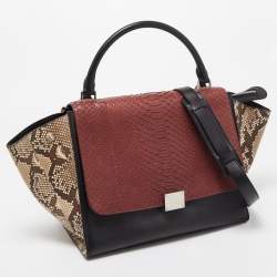 مملوكة مسبقًا Celine Tricolor Python and Leather Medium Trapeze Top Handle Bag
