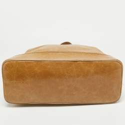 Pre Owned Celine Beige Crinkled Patent Leather Macadam Logo Bag