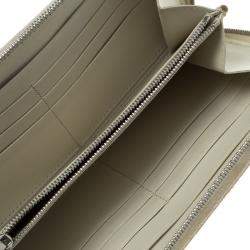 Pre Owned Celine Off White Leather Holographic Zip Up Wallet