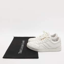 Pre Owned حذاء رياضي سيلين جلد أبيض برباط مقاس 39