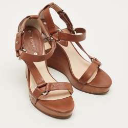 مملوكة مسبقًا صندل سيليين جلد بني بكعب مقاس 38