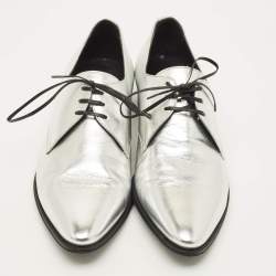 Pre Owned حذاء أوكسفورد سيليين جلد فضي معدني برباط مقاس 39