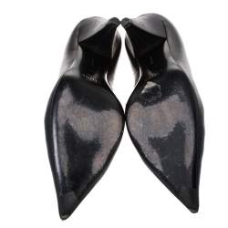 مملوكة مسبقًا Celine Black Leather V Neck Pointed Toe Pumps Size 40