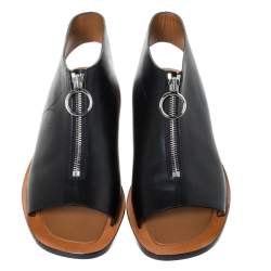 Pre Owned Celine Black Leather Zip Detail Open Toe Flat Sandals Size 40