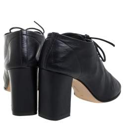 Pre Owned حذاء بوت كاحل سيلين جلد أسود بكعب مربع عريض مقاس 39