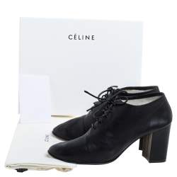 Pre Owned حذاء بوت كاحل سيلين جلد أسود بكعب مربع عريض مقاس 39