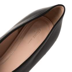 Pre Owned Celine Black Leather V Neck Pointed Toe Pumps Size 39