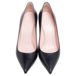 Pre Owned Celine Black Leather Pointed Toe Pumps Size 36