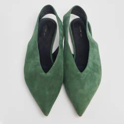 Pre Owned حذاء فلات باليه سيلين سويدي أخضر في رقبة حرف في بفتحة كعب 