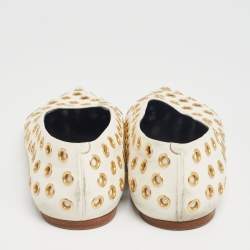 Pre Owned حذاء باليرينا فلات سيلين جلد أوف وايت بحلقات مزينة مقاس 40