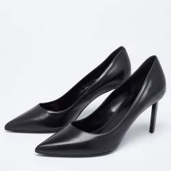مملوكة مسبقًا Celine Black Leather Pointed Toe Pumps Size 38