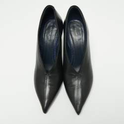 Pre Owned حذاء كعب عالي سيلين جلد أسود برقبة على شكل V ومقدمة مدببة مقاس 36