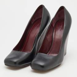 مملوكة مسبقًا Celine Black Leather Square Toe Wedge Pumps Size 39