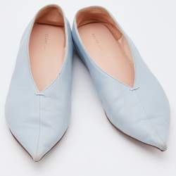 مملوكة مسبقًا Celine Light Blue Leather V-Neck Ballet Flats Size 38