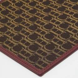 Pre Owned حقيبة كارولينا هيريرا مسطحة وشاح قماش بني وجلد مونوغرام