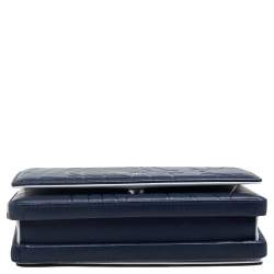 Pre Owned Carolina Herrera Navy Blue/Red Embossed Leather Insignia Flap Top Handle Bag