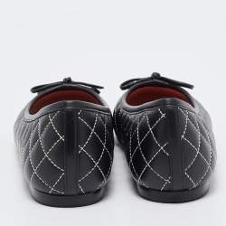 Pre Owned CH Carolina Herrera Black Leather Ballet Flats Size 39