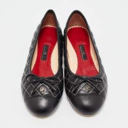 Pre Owned CH Carolina Herrera Black Leather Ballet Flats Size 39