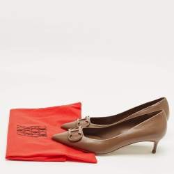 Pre Owned CH Carolina Herrera Brown Leather Pointed Toe Pumps Size 38