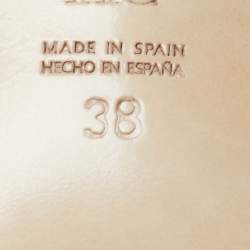 Pre Owned CH Carolina Herrera Size 38 Black Leather and Suede Ankle Strap Pumps