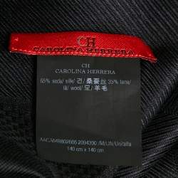 مملوكة مسبقًا CH Carolina Herrera Black Silk & Wool Rosette Insignia Shawl