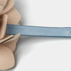 مملوكة مسبقًا CH Carolina Herrera Flower Applique Bag Charm Beige/Blue Leather