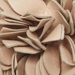 مملوكة مسبقًا CH Carolina Herrera Flower Applique Bag Charm Beige/Blue Leather