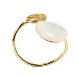 Pre Owned Carolina Herrera Gold Tone Mother of Pearl CH Moon Ring Size EU 53