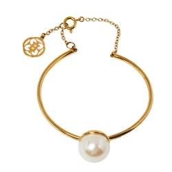 Pre Owned Carolina Herrera Faux Pearl Gold Tone Bracelet