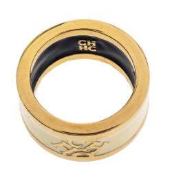 Pre Owned Carolina Herrera Cream Enamel Logo Gold Tone Band Ring Size EU 54.5