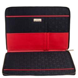 Pre Owned CH Carolina Herrera Black Quilted Leather Zip Around Document Case