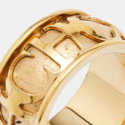 Pre Owned CH Carolina Herrera Gold Tone Logo Band Ring Size 57