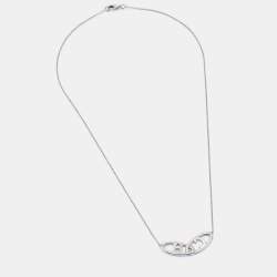Pre Owned CH Carolina Herrera Silver Tone Logo Pendant Necklace