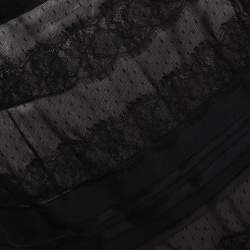 مملوكة مسبقًا تنورة سي أتش كارولينا هيريرا بحواف دانتيل و بطبقات ماكسي حرير أسود وسط (ميديوم)