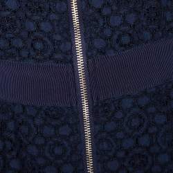 مملوكة مسبقًا CH Carolina Herrera Navy Blue Floral Corded Lace Peplum Jacket S