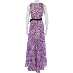 مملوكة مسبقًا فستان سي أتش كارولينا هيريرا ماكسي ربطة خصر حرير مطبوع بيج وأرجواني مقاس متوسط