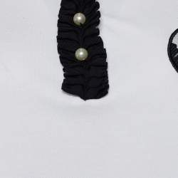 Pre Owned توب بولو سي إتش كارولينا هيريرا تريكو بيكيه أبيض بكشكشة مقاس كبير - لارج