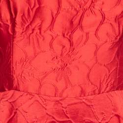 مملوكة مسبقًا فستان سي أتش كارولينا هيريرا جاكار بطبعة زهور أحمر واسع وبلا أكمام  مقاس كبير - لارج