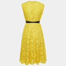 مملوكة مسبقًا CH Carolina Herrera Yellow Floral Lace Belted Flared Midi Dress M