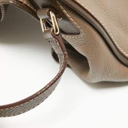 Pre Owned CH Carolina Herrera Beige/Dark Brown Leather Flap Shoulder Bag