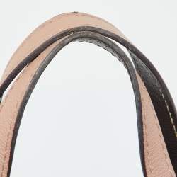 Pre Owned حقيبة يد كارولينا هيريرا قفل ماترايوشكا جلد وكانفاس مقوى مونوغرامى وردية / بيج 