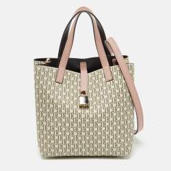 Pre Owned حقيبة يد كارولينا هيريرا قفل ماترايوشكا جلد وكانفاس مقوى مونوغرامى وردية / بيج 