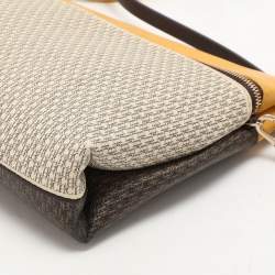 مملوكة مسبقًا حقيبة كروس سي إتش كارولينا هيريرا جلد وكانفاس مقوى مونوغرامي متعدد الألوان بسحاب