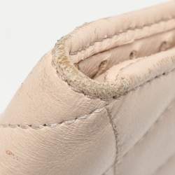 Pre Owned CH Carolina Herrera Cream Leather Continental Bifold Wallet