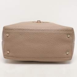 Pre Owned CH Carolina Herrera Beige Leather Zip Detail Chain Tote